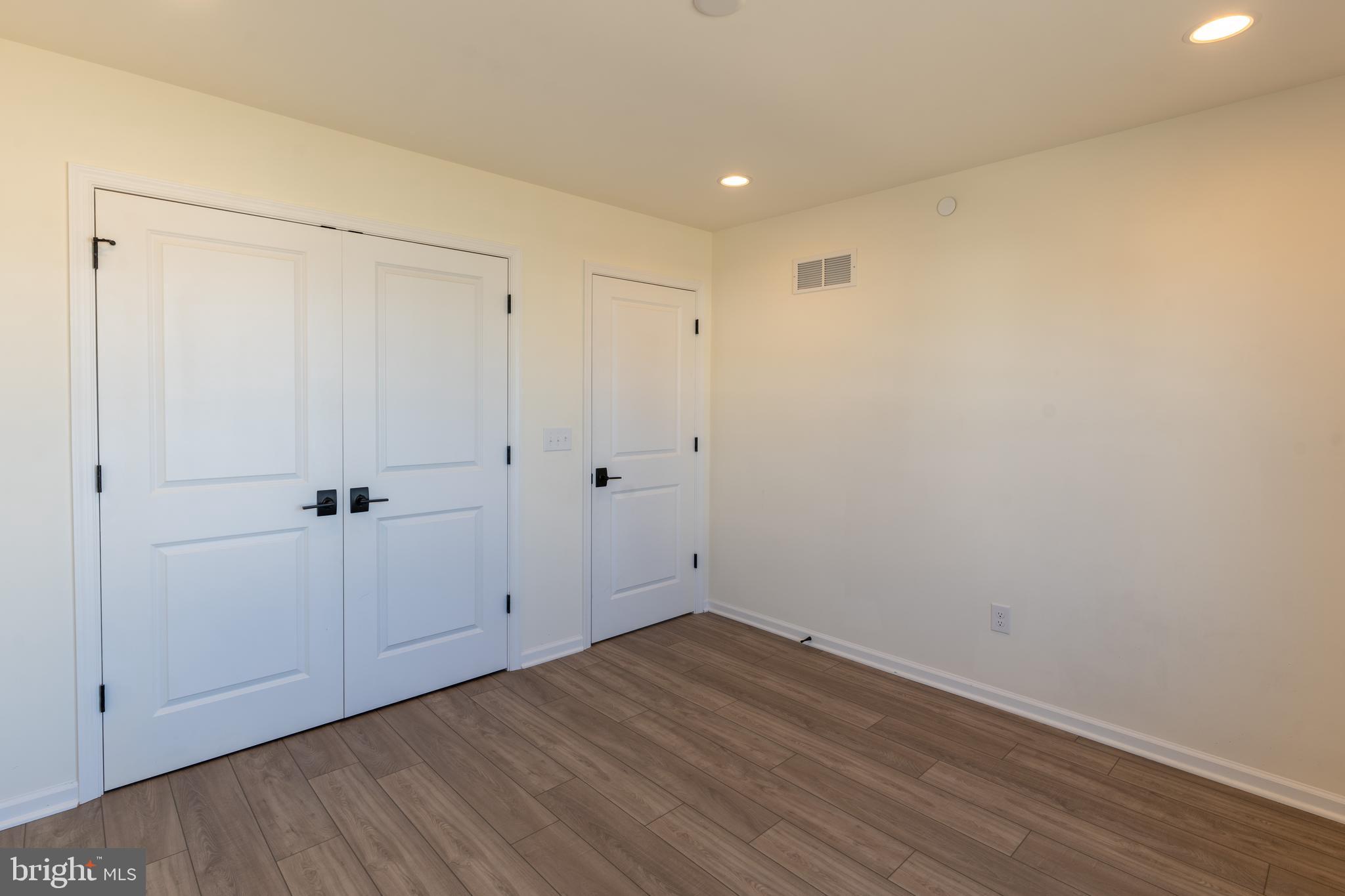 48 Parry Way Warminster, PA 18974 - Photo 14 of 31