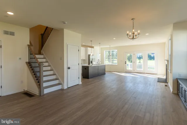 $4,300 | 48 Parry Way, Warminster, PA 18974