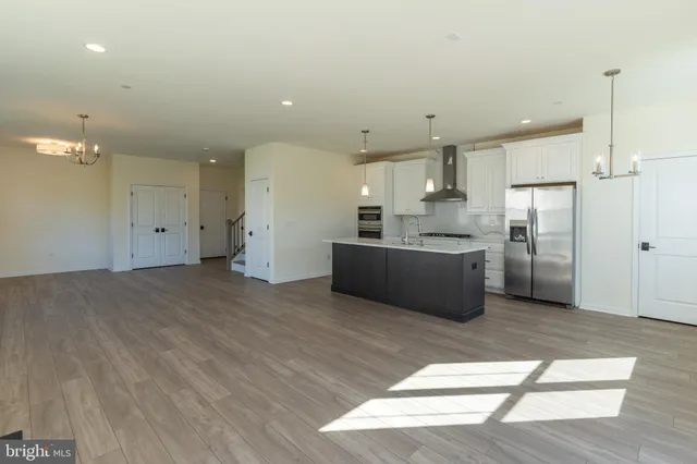 $4,300 | 48 Parry Way, Warminster, PA 18974