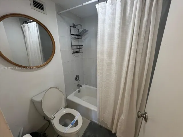 $3,500 | 100 Lincoln Road, Unit 945, Miami Beach, FL 33139