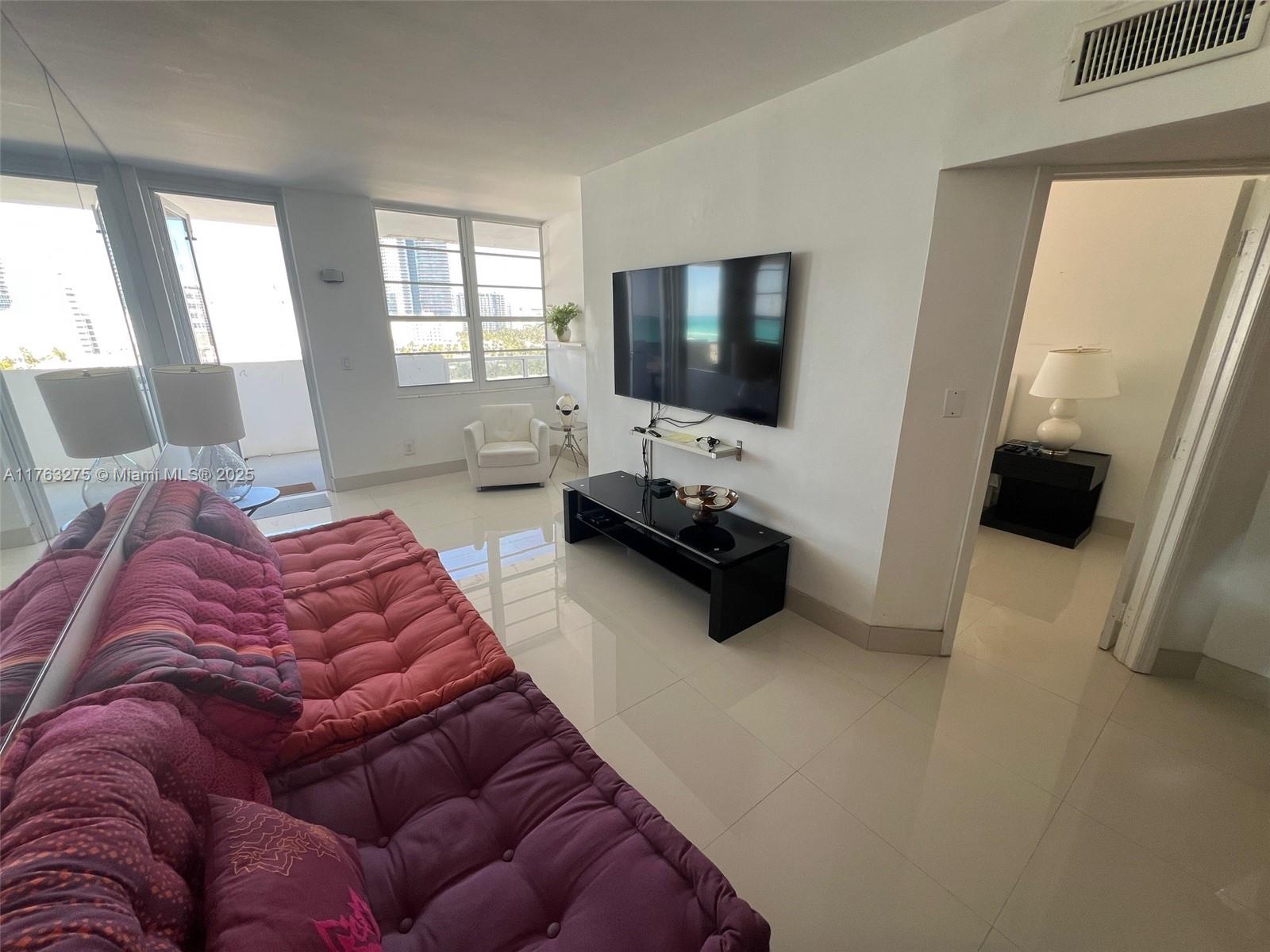 100 Lincoln Road, Unit 945 Miami Beach, FL 33139 - Photo 6 of 56