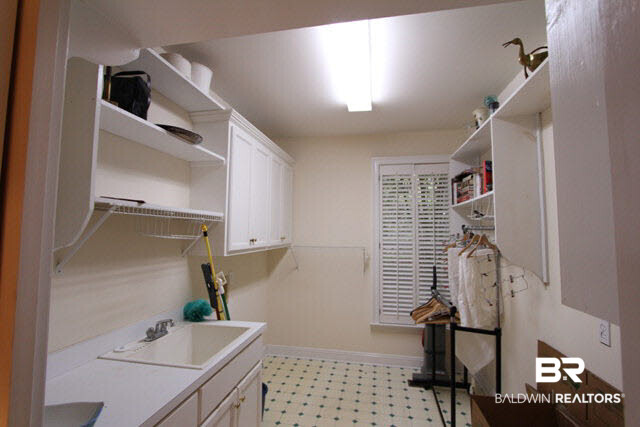 106 Alsway Court Fairhope, AL 36532 - Photo 28 of 32 Laundry