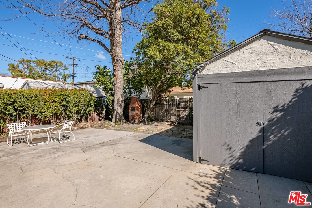3733 Valleybrink Road Los Angeles, CA 90039 - Photo 14 of 16 Gallery Image 14