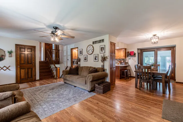 $254,900 | 2013 Pine Avenue, Mendota, IL 61342