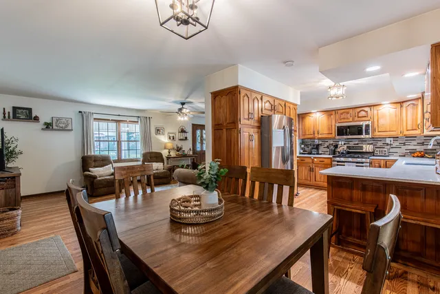 $254,900 | 2013 Pine Avenue, Mendota, IL 61342