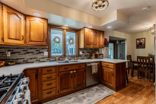 $254,900 | 2013 Pine Avenue, Mendota, IL 61342