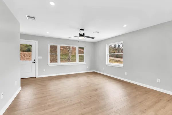 $397,000 | 216 Valley View Road, Dover, TN 37058