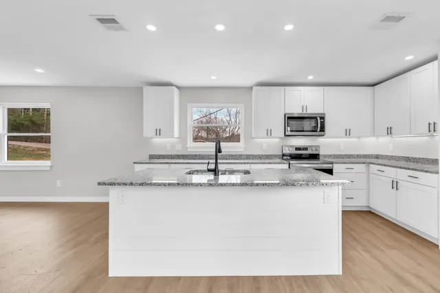 $397,000 | 216 Valley View Road, Dover, TN 37058