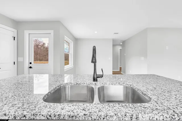 $397,000 | 216 Valley View Road, Dover, TN 37058