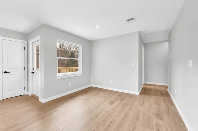 $397,000 | 216 Valley View Road, Dover, TN 37058