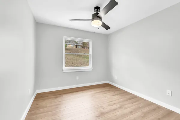 $397,000 | 216 Valley View Road, Dover, TN 37058