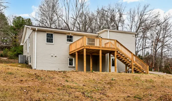 $397,000 | 216 Valley View Road, Dover, TN 37058