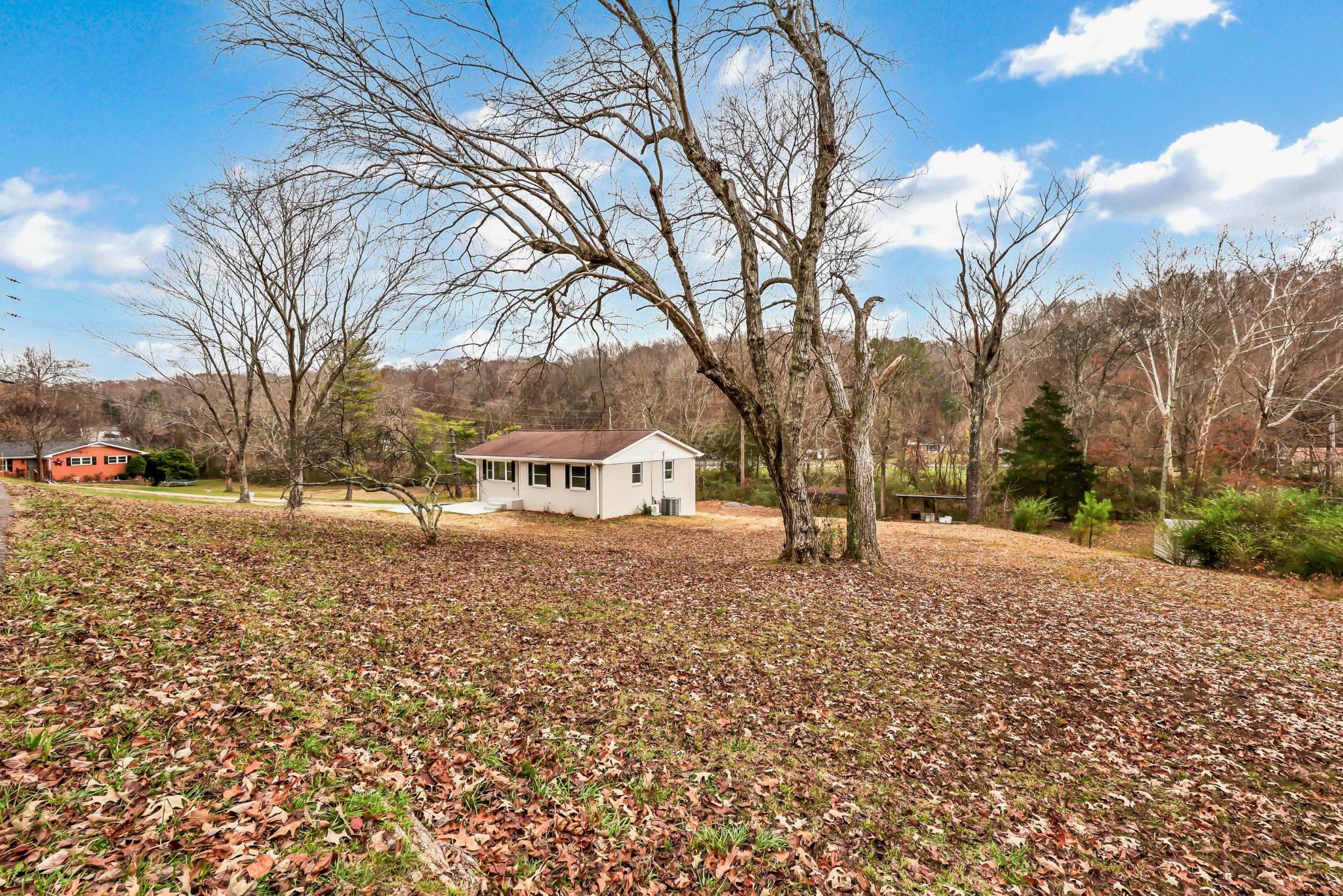 216 Valley View Road Dover, TN 37058 - Photo 5 of 46 Gallery Image 5