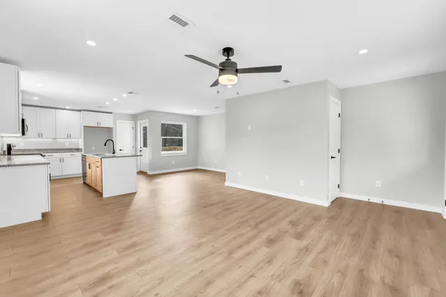 $397,000 | 216 Valley View Road, Dover, TN 37058