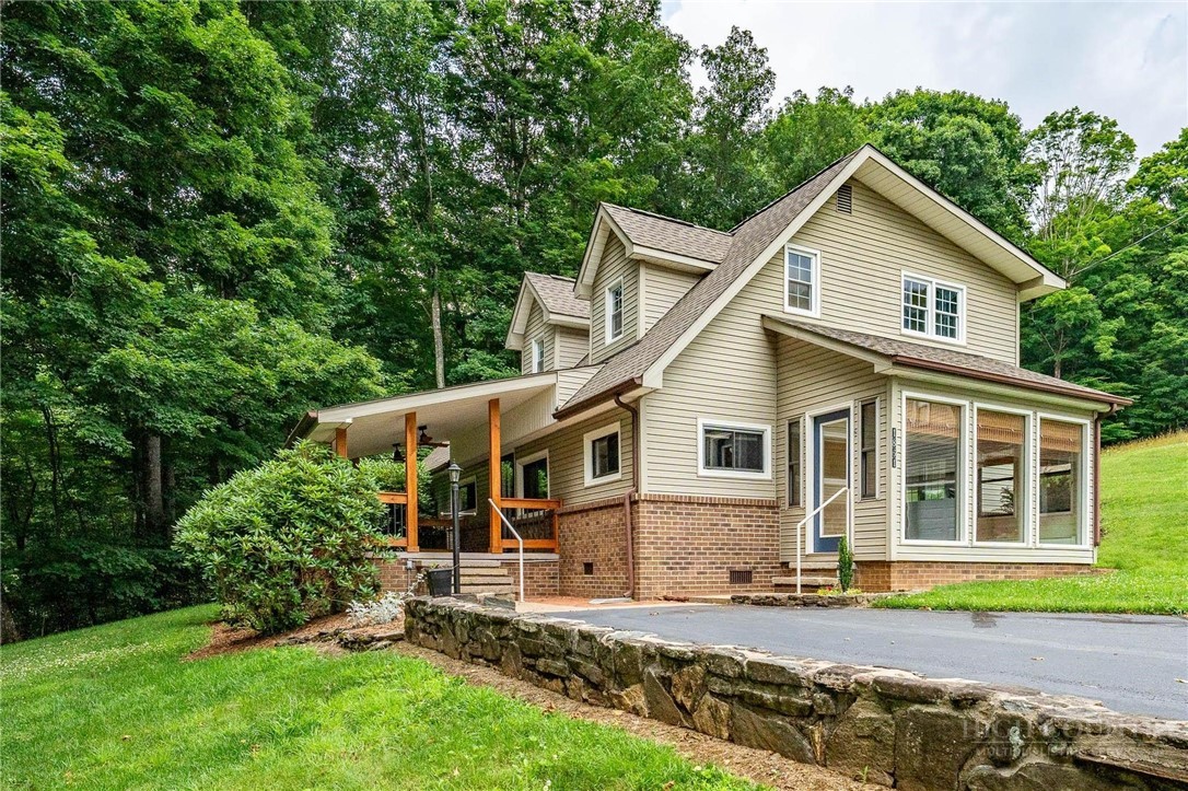 1861 Vanderpool Road Vilas, NC 28692 - Photo 2 of 50