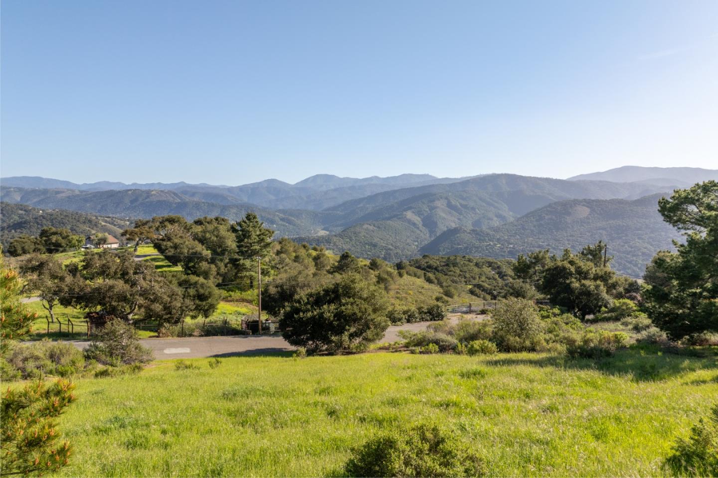 344 El Caminito Road Carmel Valley, CA 93924 - Photo 6 of 18