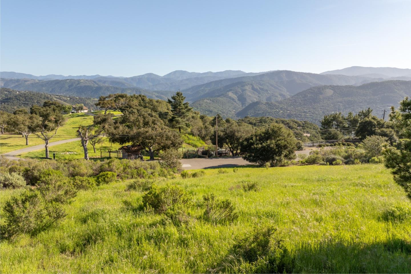 344 El Caminito Road Carmel Valley, CA 93924 - Photo 9 of 18