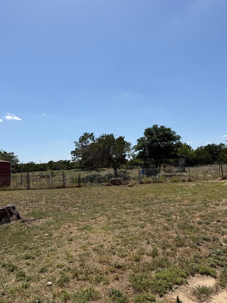 412 Box Road Burnet, TX 78611 - Photo 13 of 23