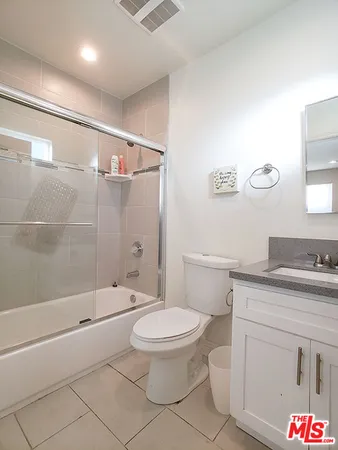 $3,600 | 963 North Wilton Place, Unit 965 1/2, Los Angeles, CA 90038