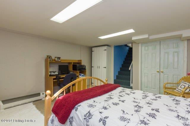 491 Kinglan Road Louisville, KY 40207 - Photo 48 of 56 491-Kinglan-Rd-67