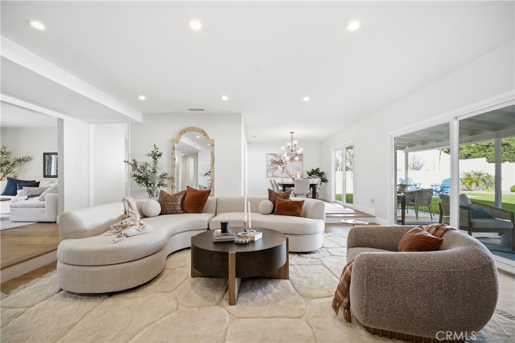 22764 Liberty Bell Road Calabasas, CA 91302 - Photo 11 of 72