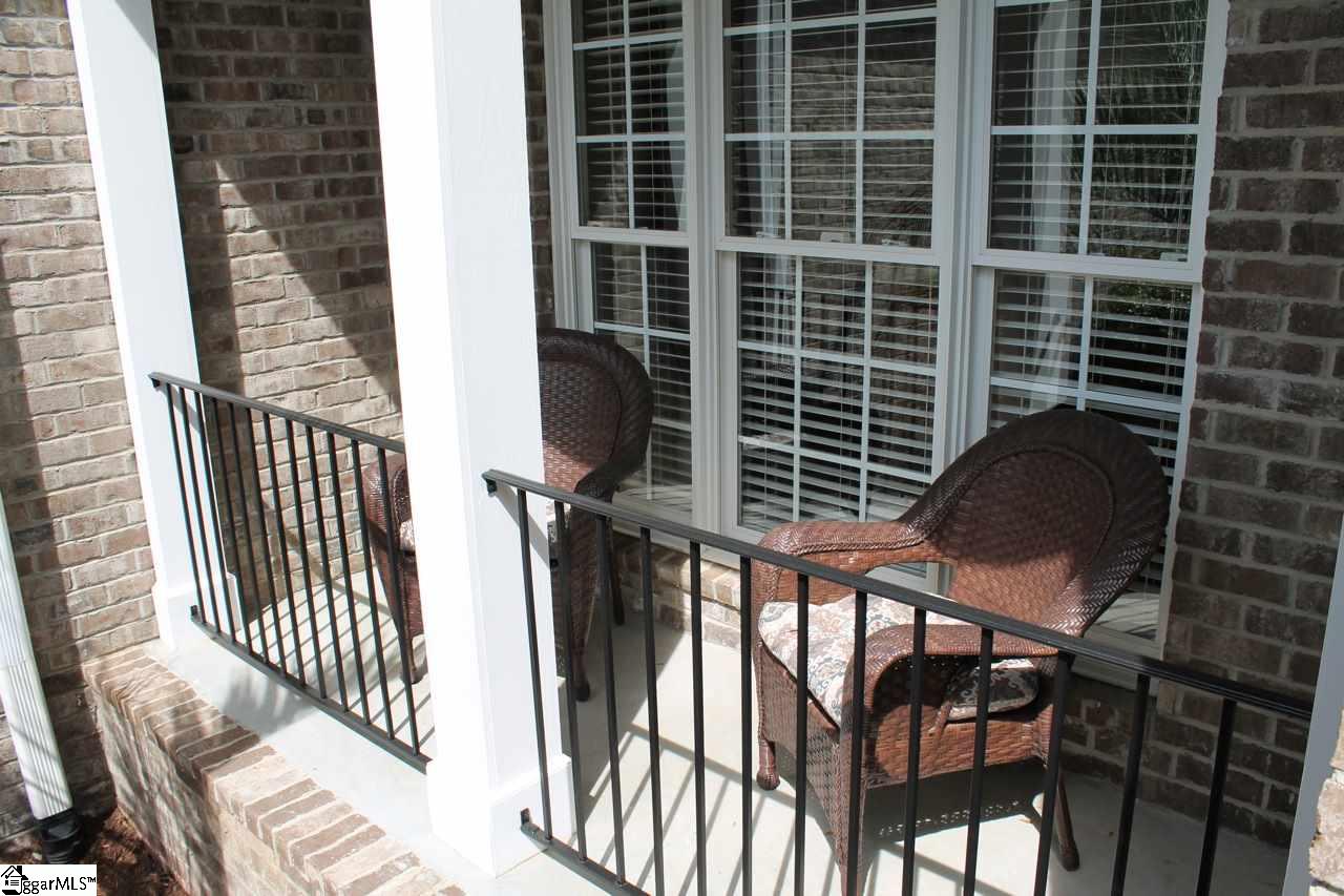 9 Griffith Hill Way Greer, SC 29651 - Photo 2 of 36 Gallery Image 2