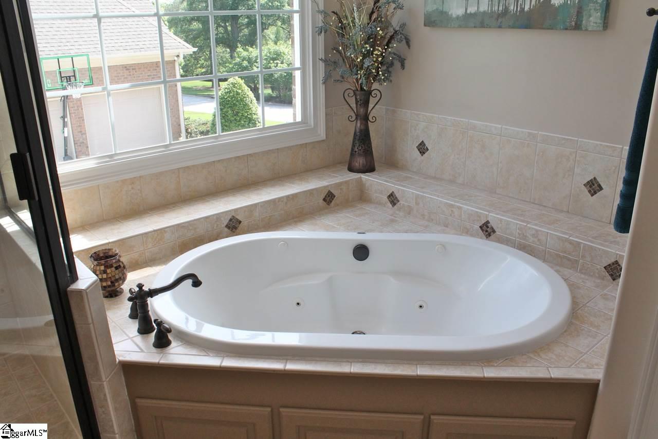 9 Griffith Hill Way Greer, SC 29651 - Photo 19 of 36 Gallery Image 19