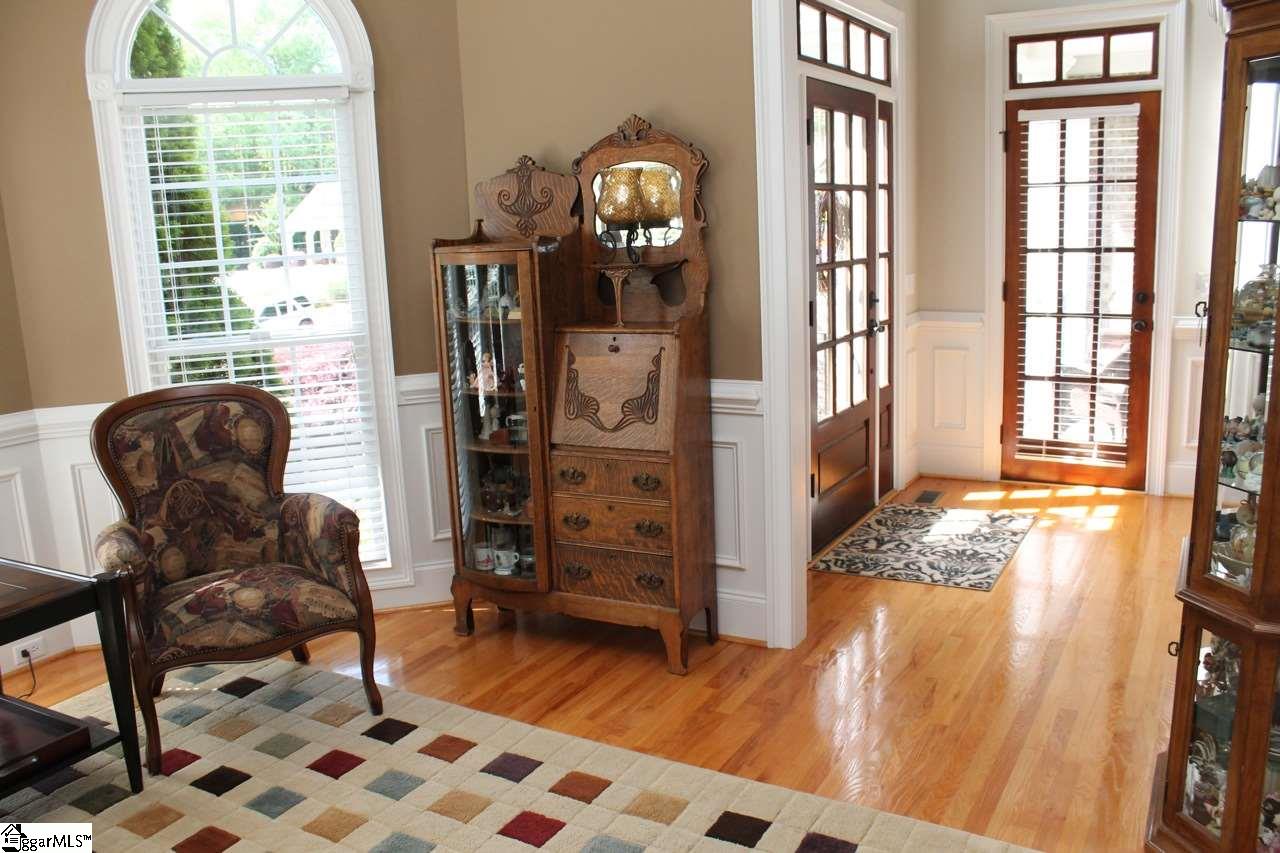 9 Griffith Hill Way Greer, SC 29651 - Photo 3 of 36 Gallery Image 3