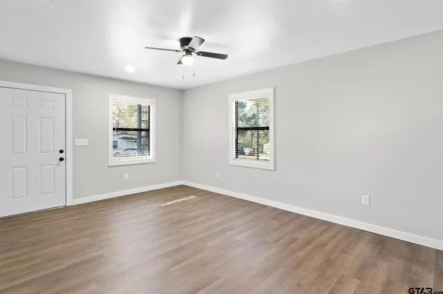 $107,900 | 214 Randolph Street, Lone Star, TX 75668