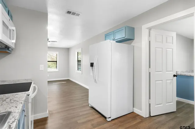 $107,900 | 214 Randolph Street, Lone Star, TX 75668