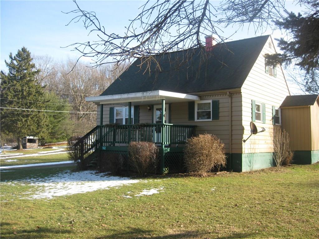 962 Leesburg Station Road Volant, PA 16156 - Photo 1 of 16 Charming country home!