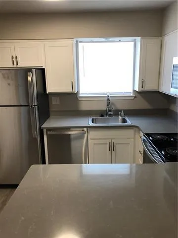 $1,150 | 3701 Houma Boulevard, Unit 201, Metairie, LA 70006