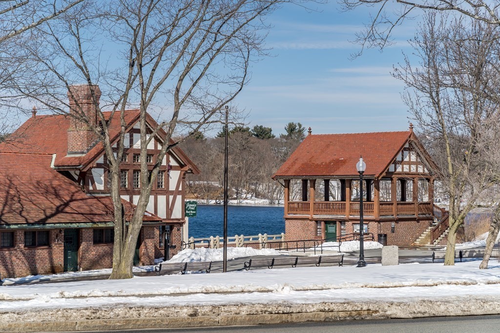 33 Pond Circle Boston, MA 02130 - Photo 23 of 27