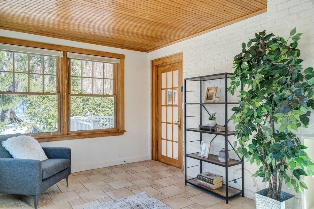 33 Pond Circle Boston, MA 02130 - Photo 10 of 27