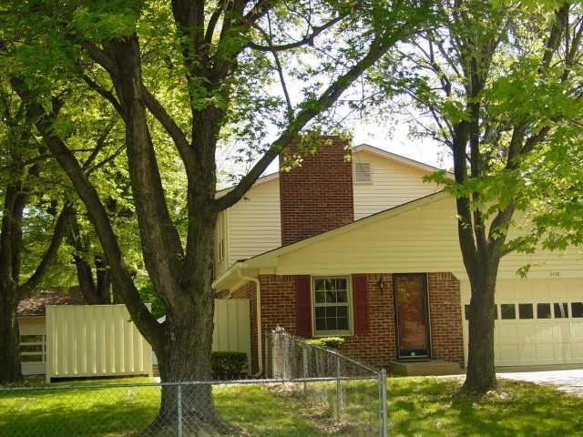 6430 Hythe Road Indianapolis, IN 46220 - Photo 11 of 12 Gallery Image 11