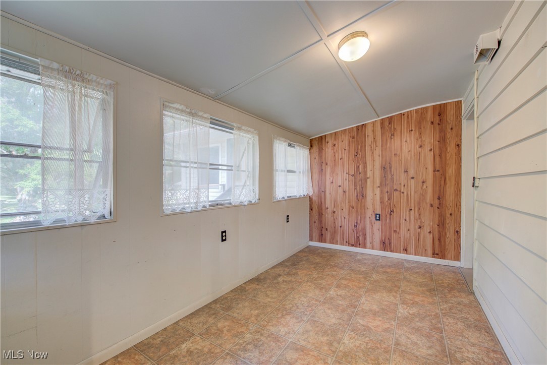 10570 Prospect Road Strongsville, OH 44149 - Photo 35 of 48