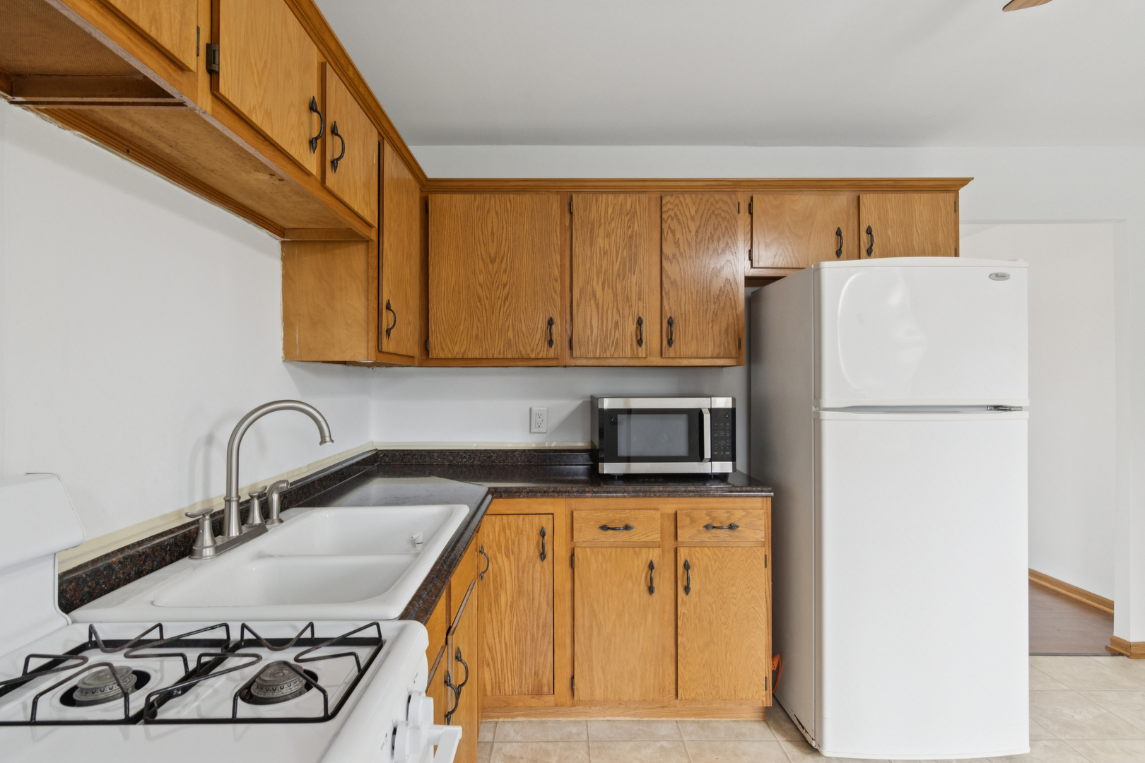 506 Kenyon Avenue Romeoville, IL 60446 - Photo 14 of 39