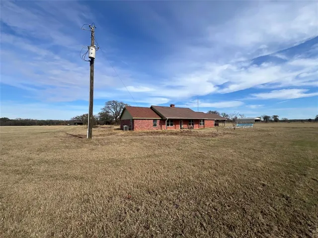 a view of a terrace with sky view