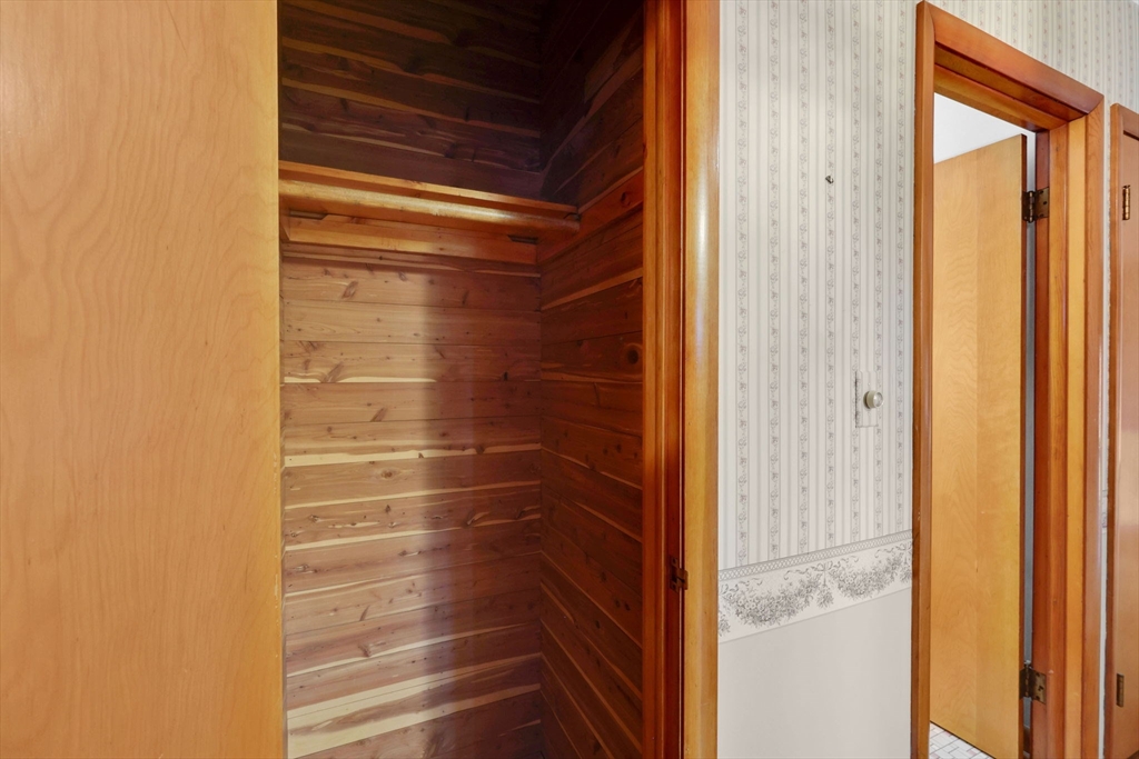 193 Marmon Street Springfield, MA 01129 - Photo 17 of 26