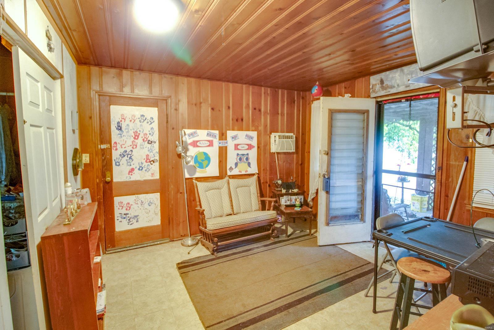 901 Condit Avenue Alton, IL 62002 - Photo 17 of 20 Gallery Image 17