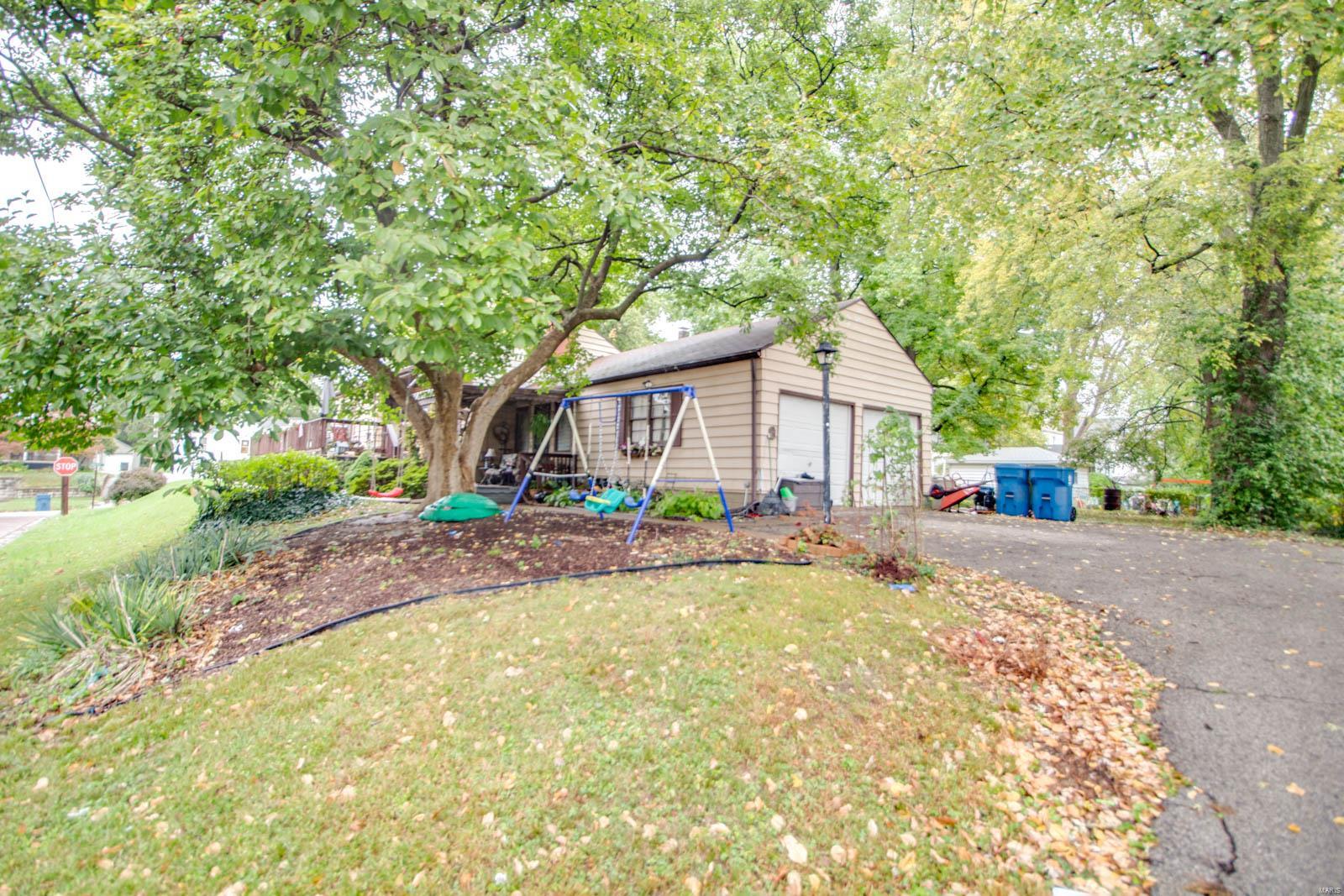 901 Condit Avenue Alton, IL 62002 - Photo 4 of 20 Gallery Image 4