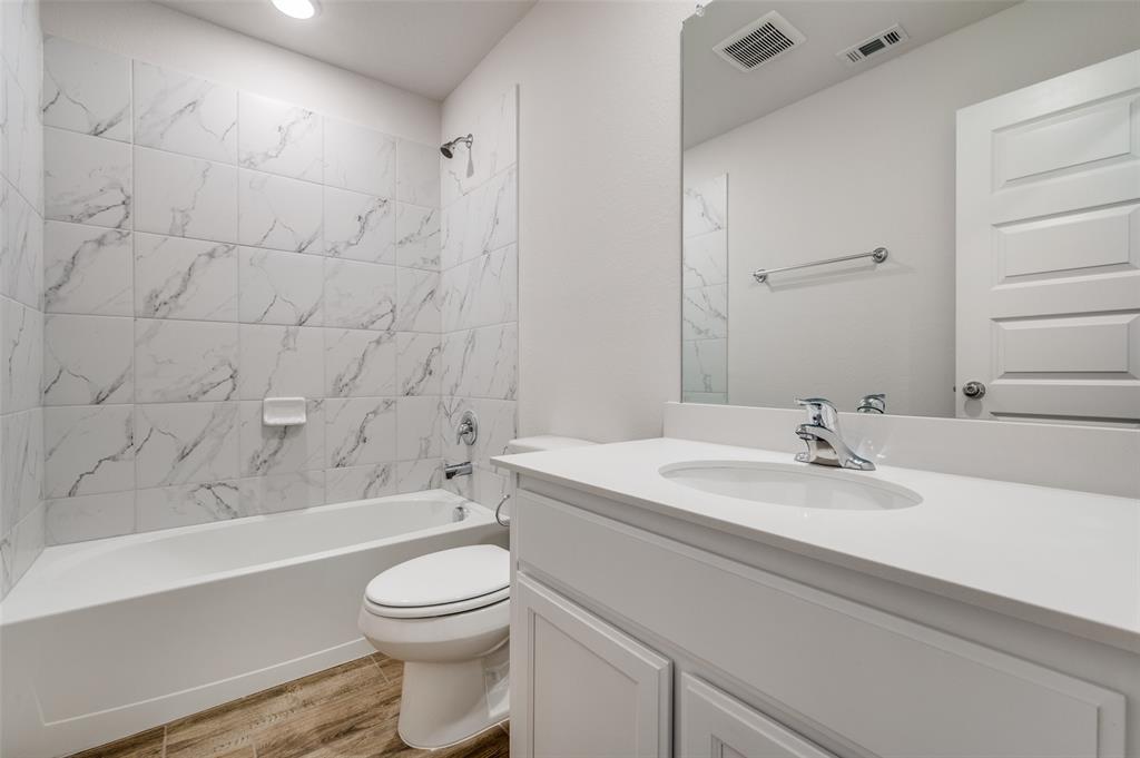 6445 Auburn Dl Road Pilot Point, TX 76258 - Photo 17 of 25 Gallery Image 17
