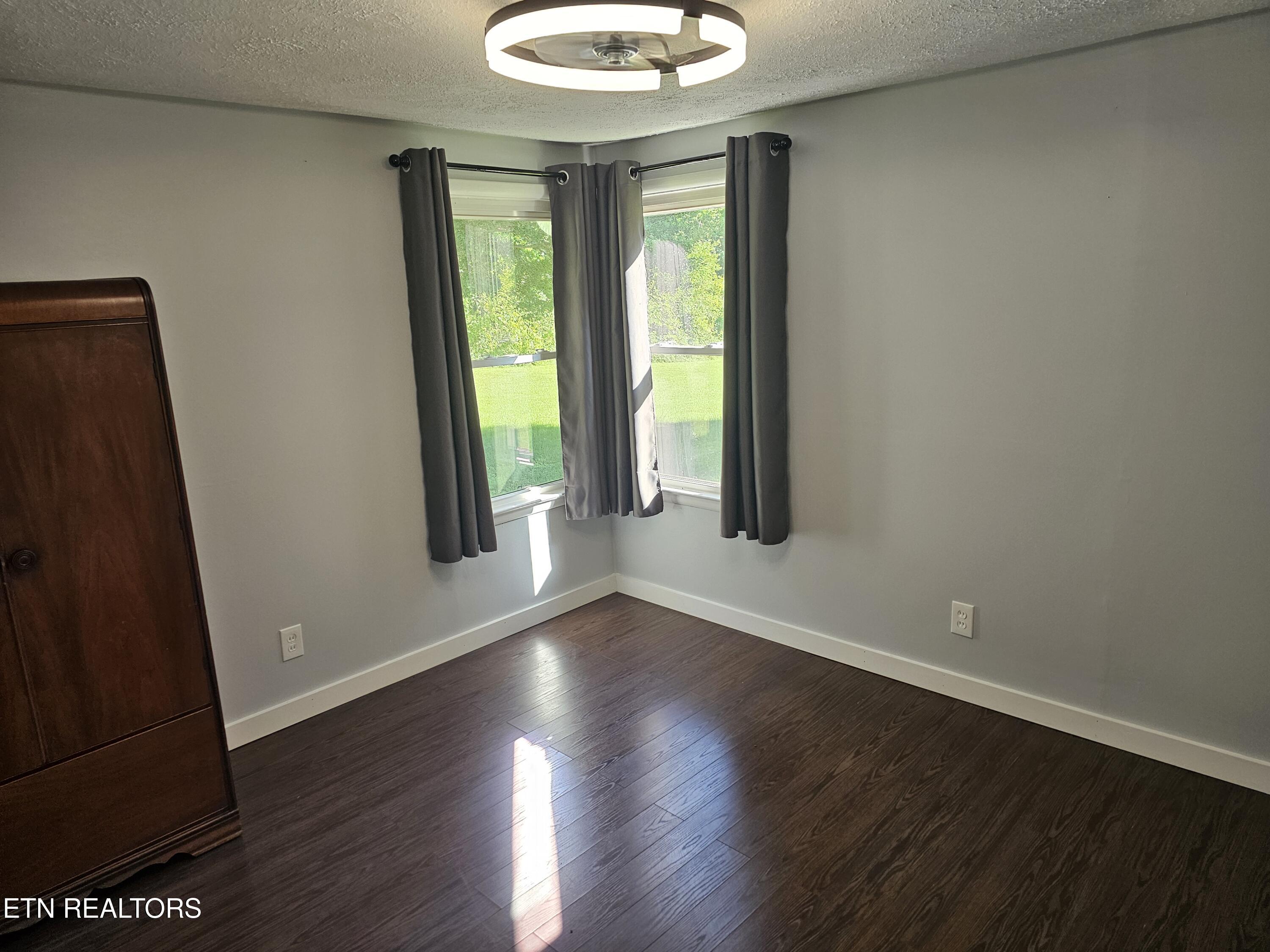 1341 Blockhouse Valley Road Clinton, TN 37716 - Photo 13 of 35 20260603_180038