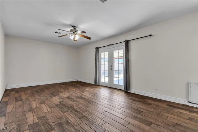 $2,200 | 218 Kirk Avenue, Henderson, NV 89015