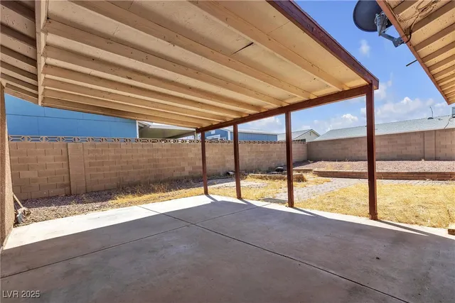 $2,200 | 218 Kirk Avenue, Henderson, NV 89015