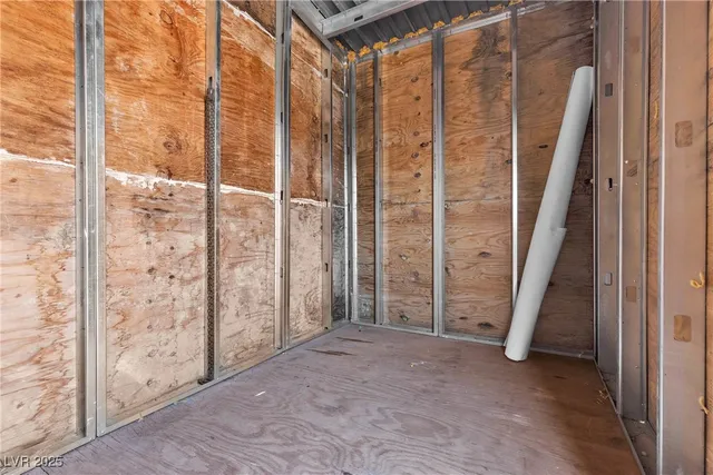 $2,200 | 218 Kirk Avenue, Henderson, NV 89015