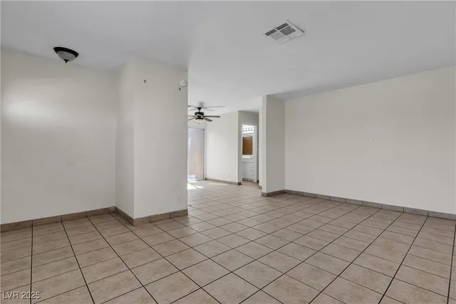 $2,200 | 218 Kirk Avenue, Henderson, NV 89015