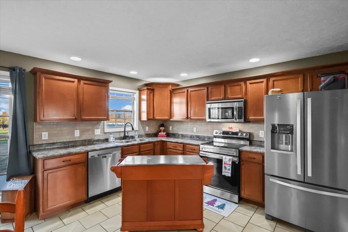1177 Browning Road Auburn, KY 42206 - Photo 13 of 39 Gallery Image 13