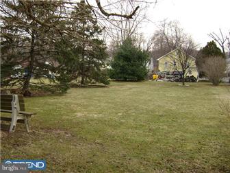 19 Mill Road Norristown, PA 19401 - Photo 8 of 10 Exterior Back