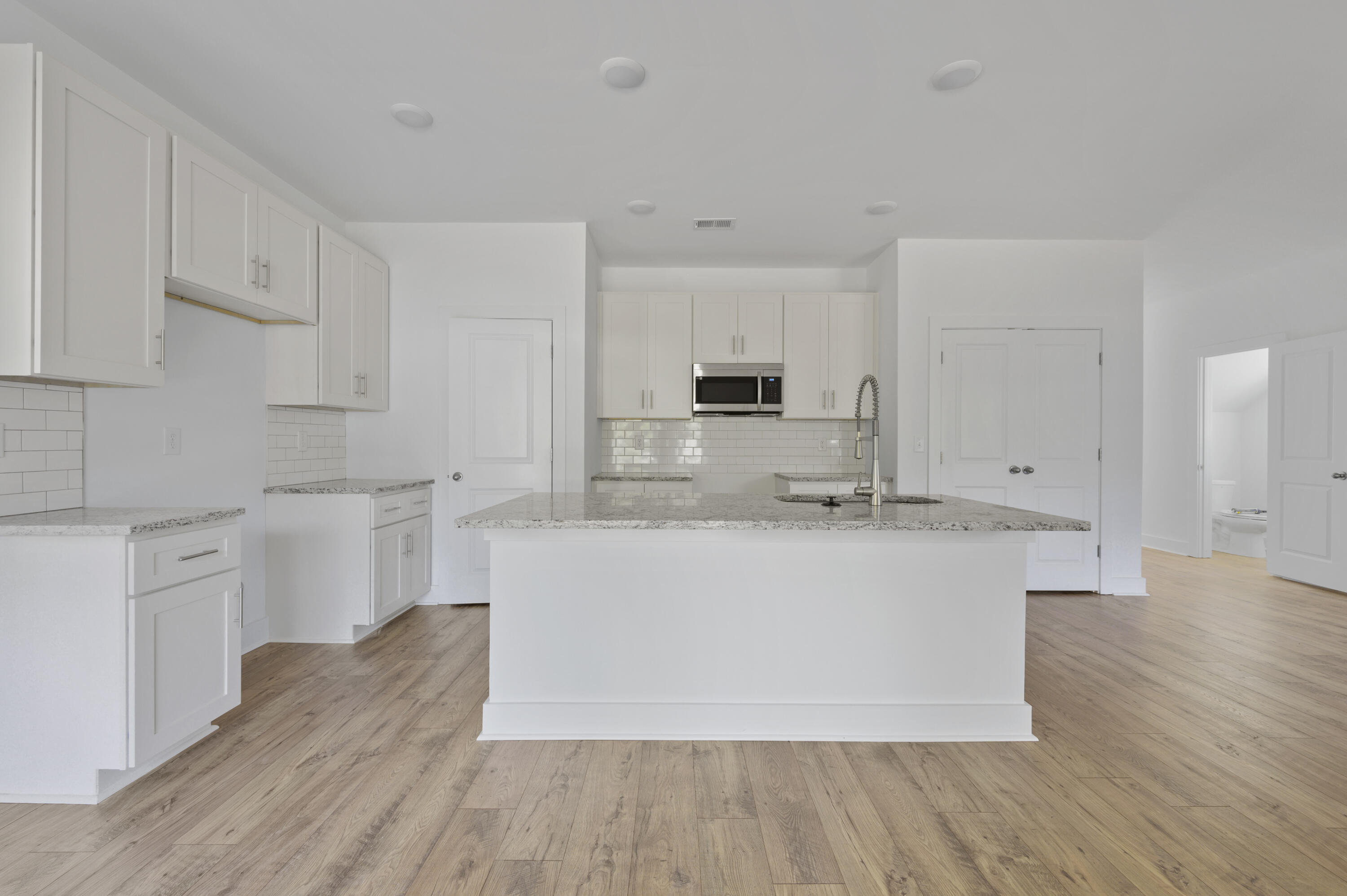 1160 Williams Road Charleston, SC 29412 - Photo 6 of 17 DSC_4736